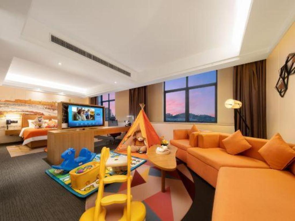 Hampton By Hilton Guangming Shenzhen Hotel Exterior photo